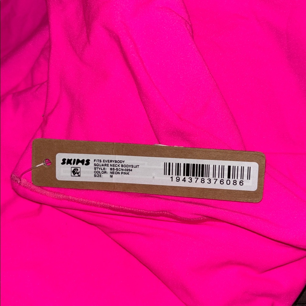SKIMS NWT Fits Everybody Square Neck Bodysuit - Neon Pink - Picture 5 of 5